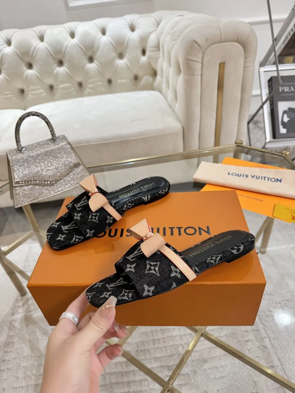 👟👟Ex-factory price 340👟👟 Genuine leather sole +40 Lv denim jacquard slippers, ex-factory price 70-43 Leather sole +40